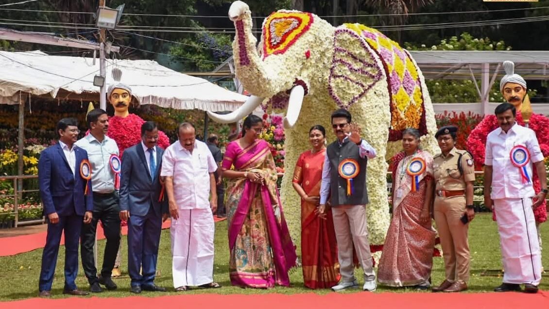 commence-flower-fair-ootty