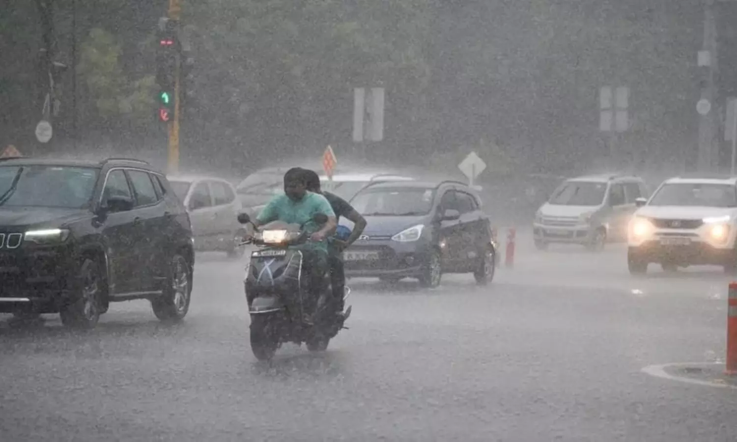 Chance of rain in 10 districts!!