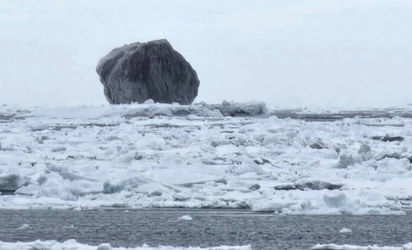 Black Glacier!! A doomsday warning?