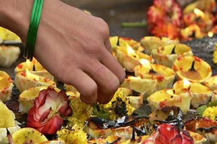 ஏழ்மை வறுமை பிரச்சனையா?? இந்த பரிகாரங்களை செய்யுங்கள்