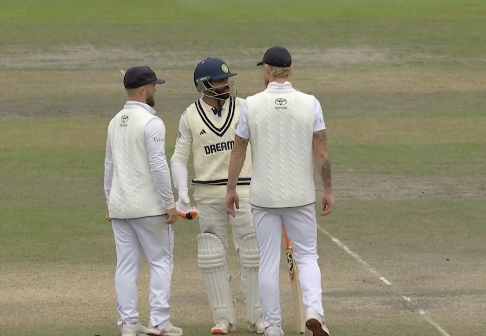 Jadeja's century Stokes angry