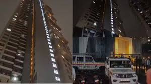 Famous actress's son commits suicide!!