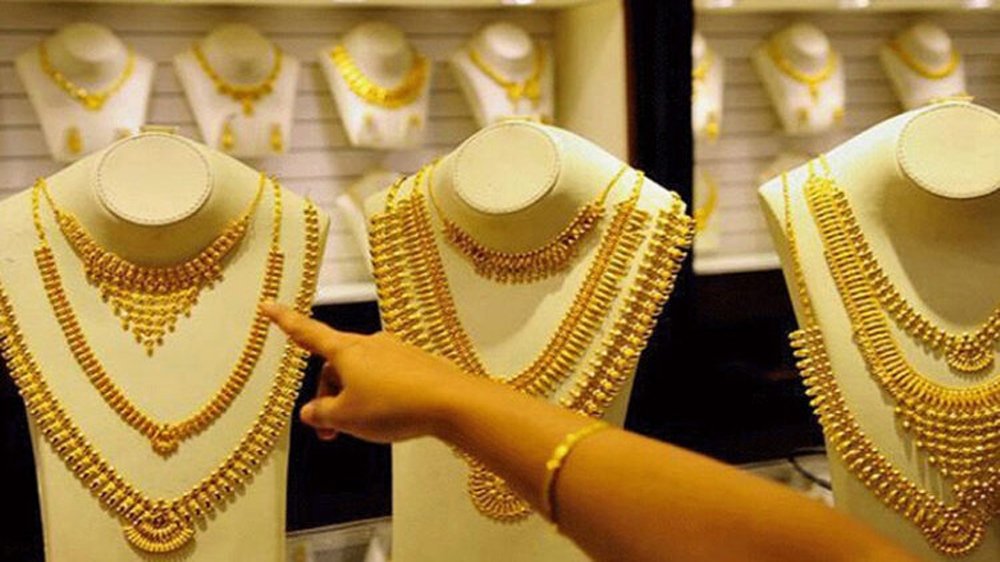 Gold prices rise sharply