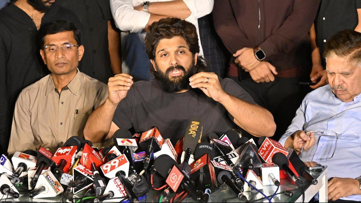 allu-arjun-pushpa-2-stampede-death-chargesheet-filed