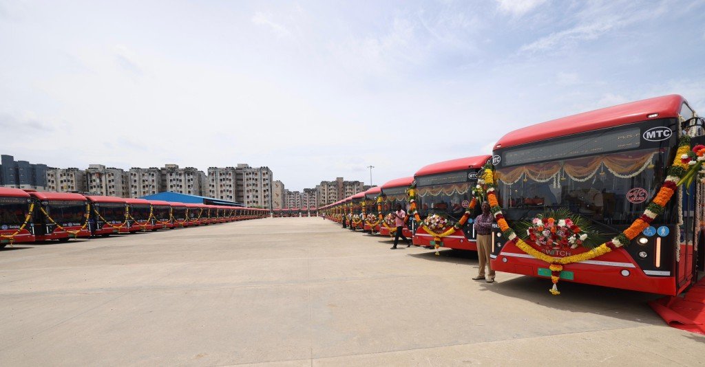 125 electric buses.. inaugurated by the Deputy Chief Minister!!