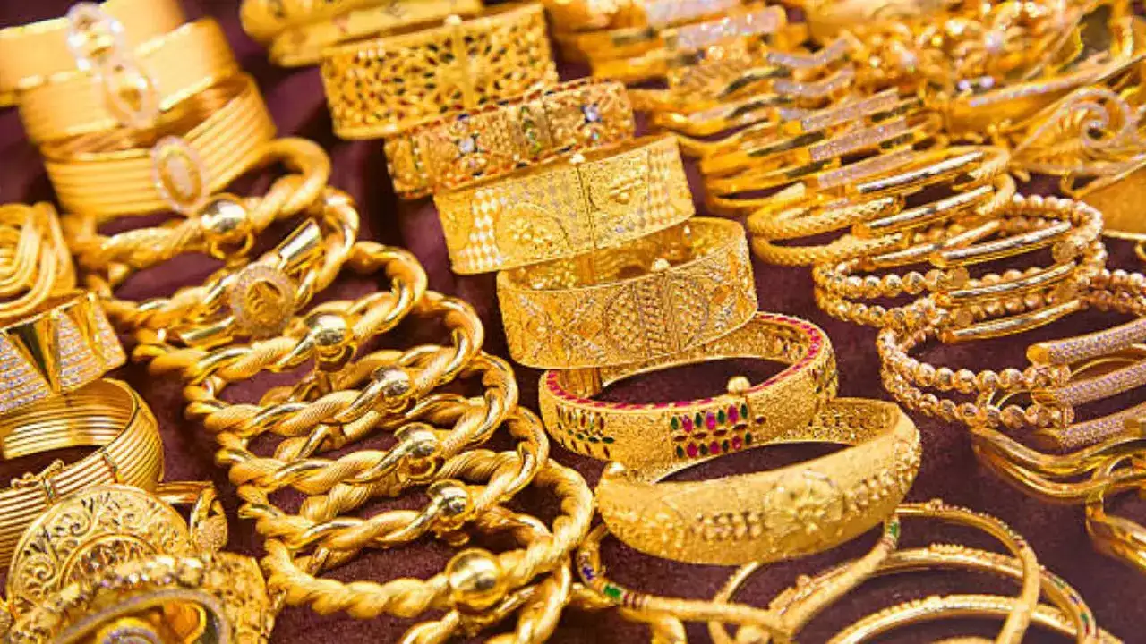 gold-price-hike-chennai-2-january-2026
