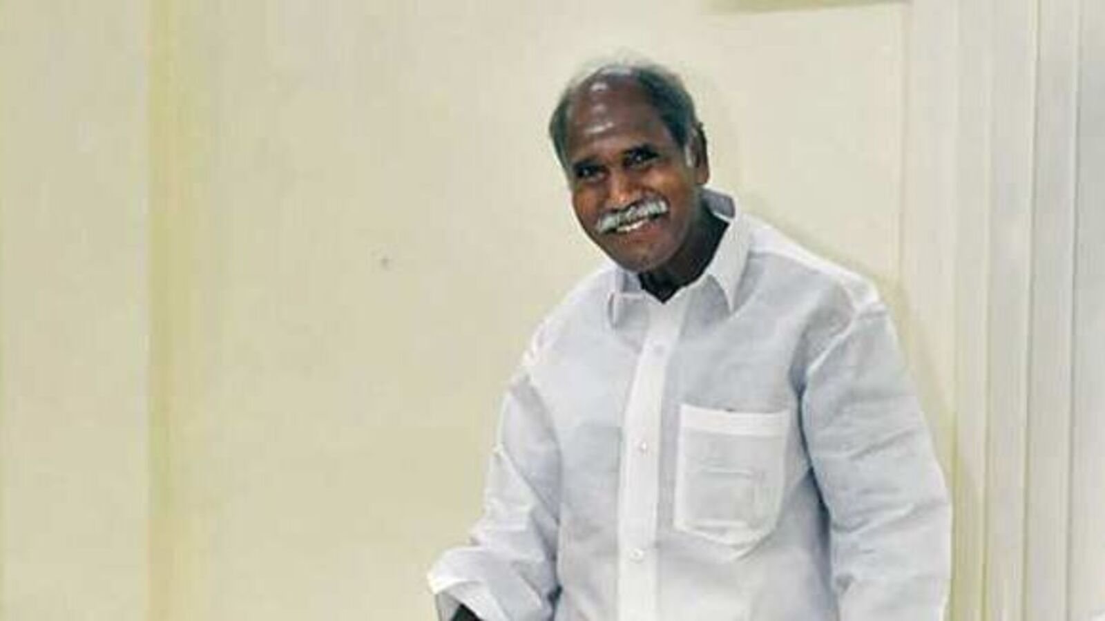 puducherry-cm-rangasamy-women-assistance-2500-free-laptop-scheme-elderly-pension-hike