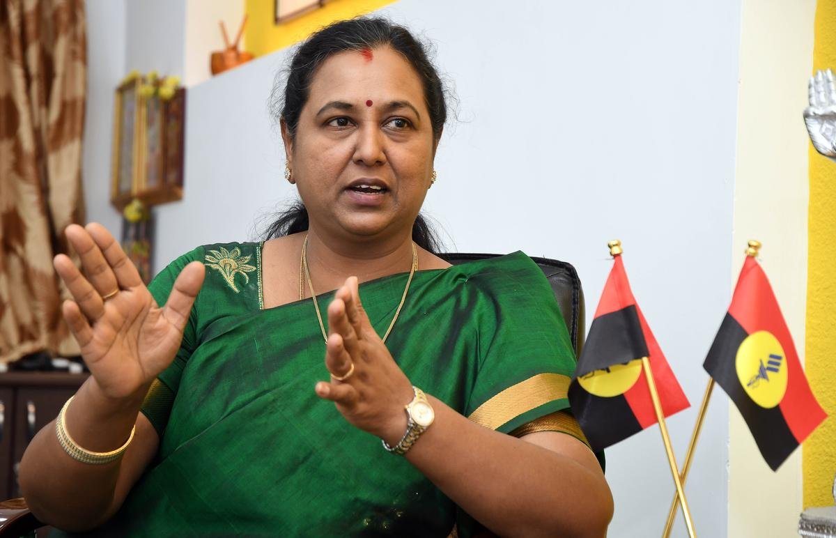 dmdk-alliance-decision-premalatha-vijayakanth-four-options-district-secretaries