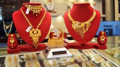gold-price-drop-chennai-march-18-2026-silver-rate-sovereign-price-today