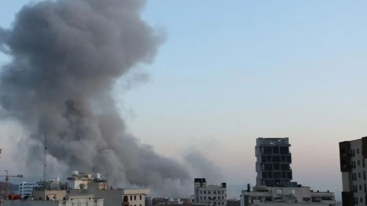 us-strikes-iran-missile-sites-strait-of-hormuz-5000-pound-bunker-buster-march-18-2026