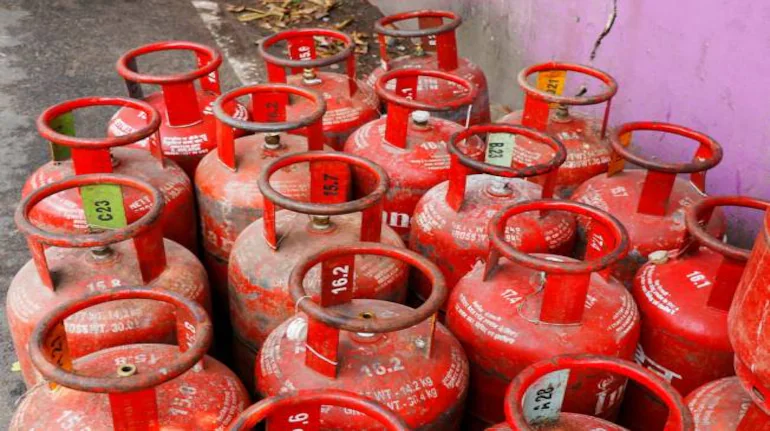 why-lpg-gas-shortage-india-strait-of-hormuz-iran-israel-conflict-2026